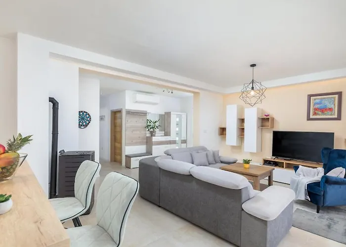 Βίλα Elfi Πούλα