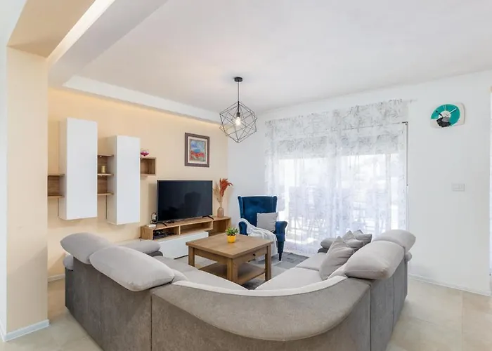 Villa Elfi *